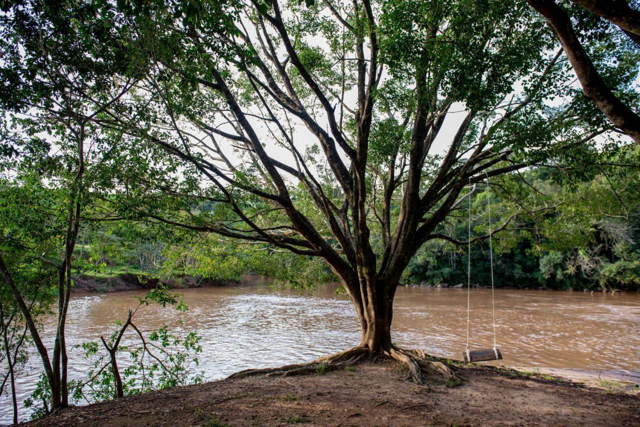 Hotel Fazenda Vale Da Cachoeira Серра-Негра Екстер'єр фото